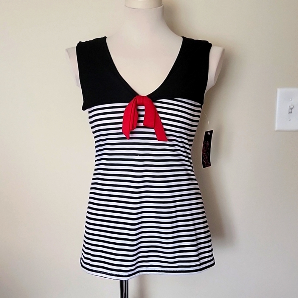 Rock Steady Black White Strip French top